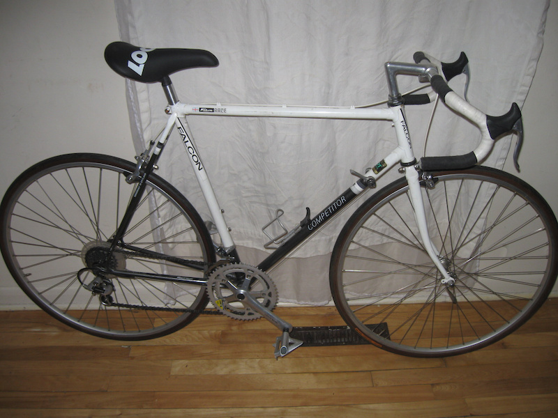 FALCON COMPETITOR ROAD BIKE---$350 OR BEST OFFER For Sale