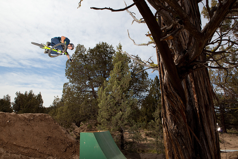 Geoff riding in Bend - photo by Harookz