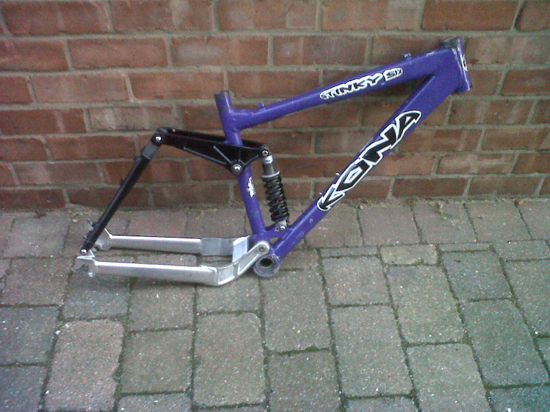 Stinky Six Kona Stinky Frame Size 2010 Kona STINKY SIX – Specs