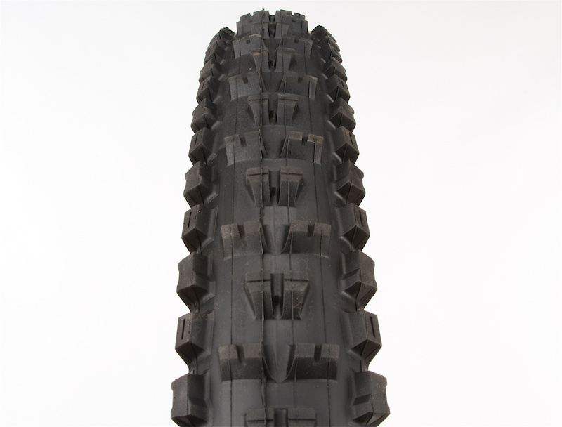 29in Maxxis High Roller II 3C/Double Down/TR Tire