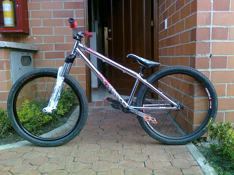 front brake on dirt jump bike