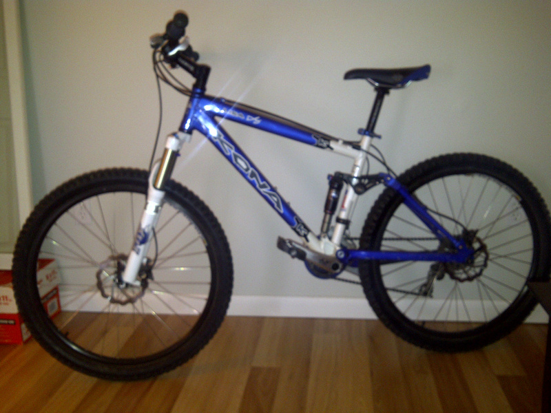 Kona Lisa DS- small For Sale