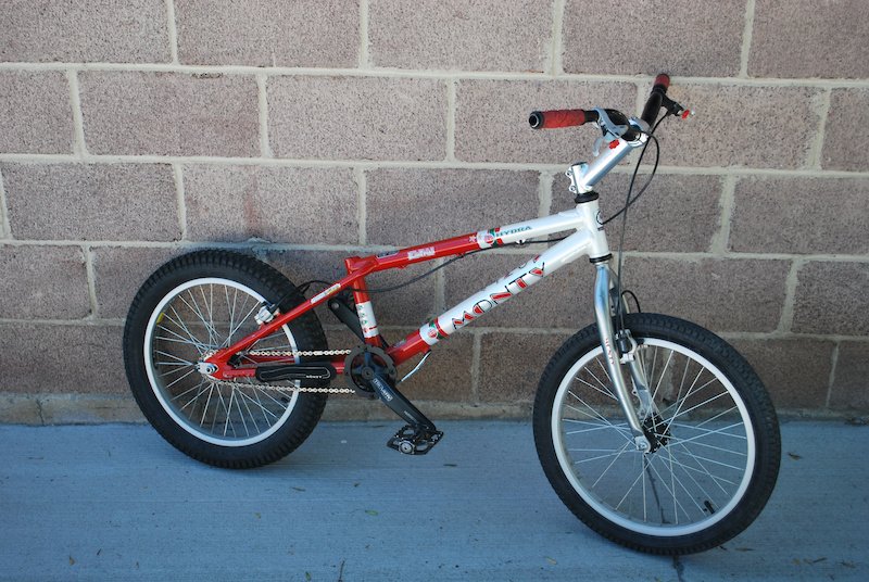 2010 Monty Hydra 220 Modified 20 Inch For Sale