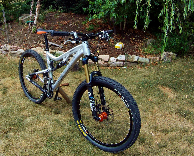 santa cruz blur lt mountain bike