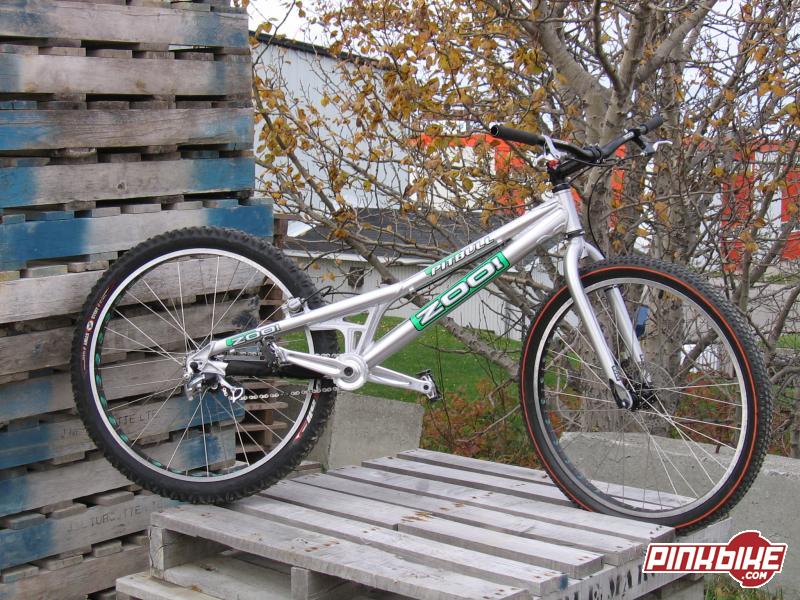 Zoo cheap trials bike