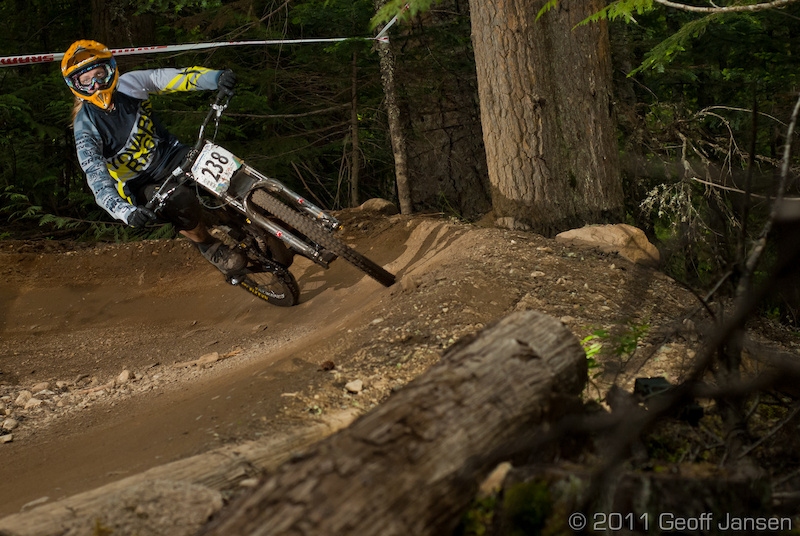 Crankworx 2011 Garbo DH Geoff Jansen Photo