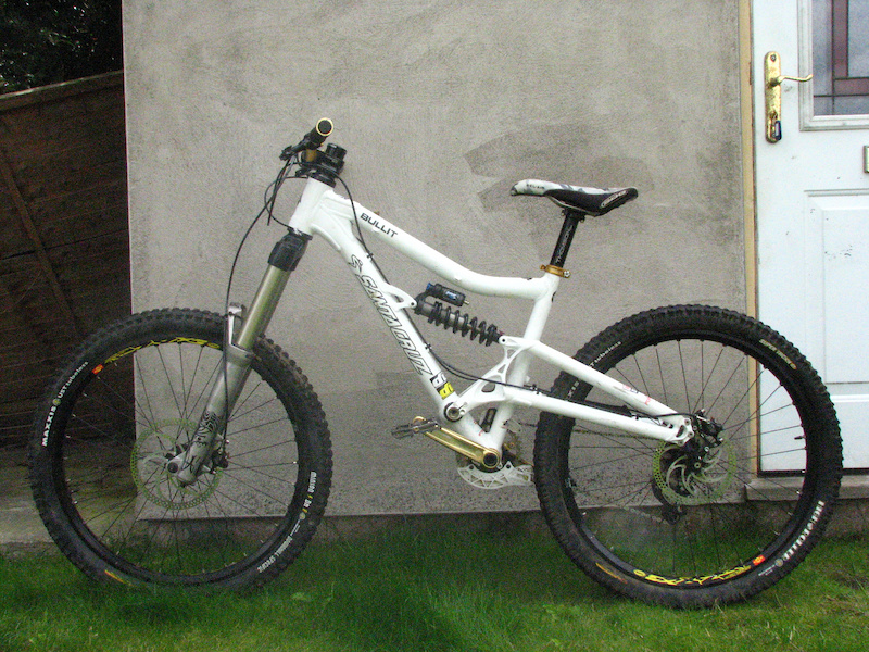 2010 santa cruz bullit sale