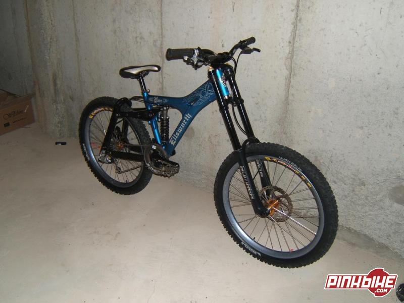 2005 ELLSWORTH DARE In Mint Condition! (price drop) For Sale