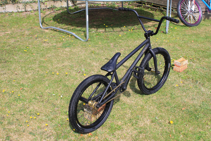 2011 Wethepeople Envy Basically new! ON EBAY!! For Sale