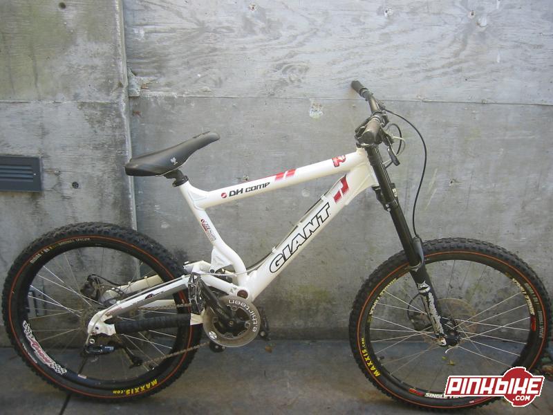 giant dh comp