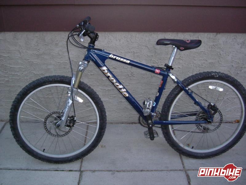 2002 Brodie Bruzza 18 inch Navy For Sale