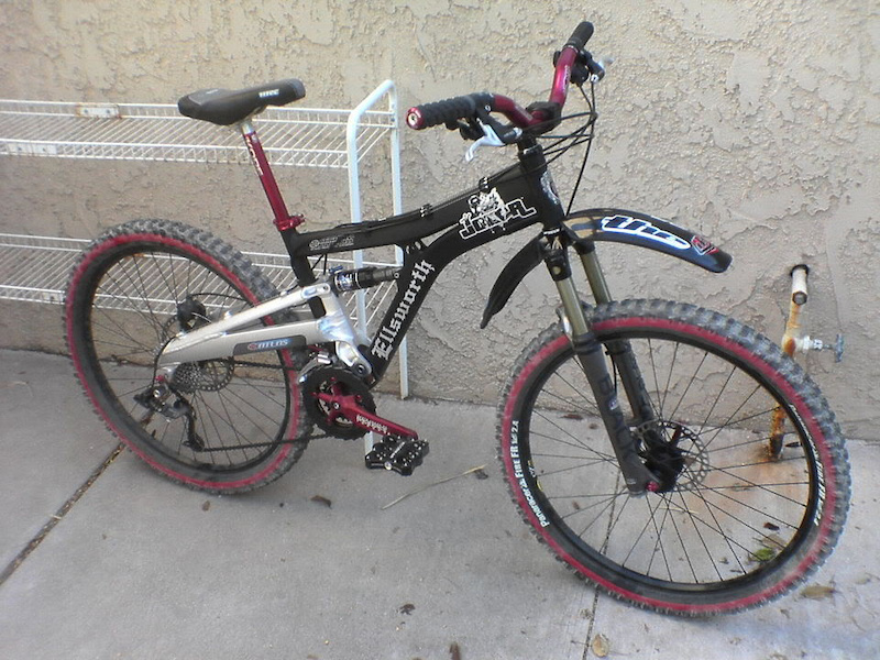 2006 FOR SALE Ellsworth Joker complete For Sale