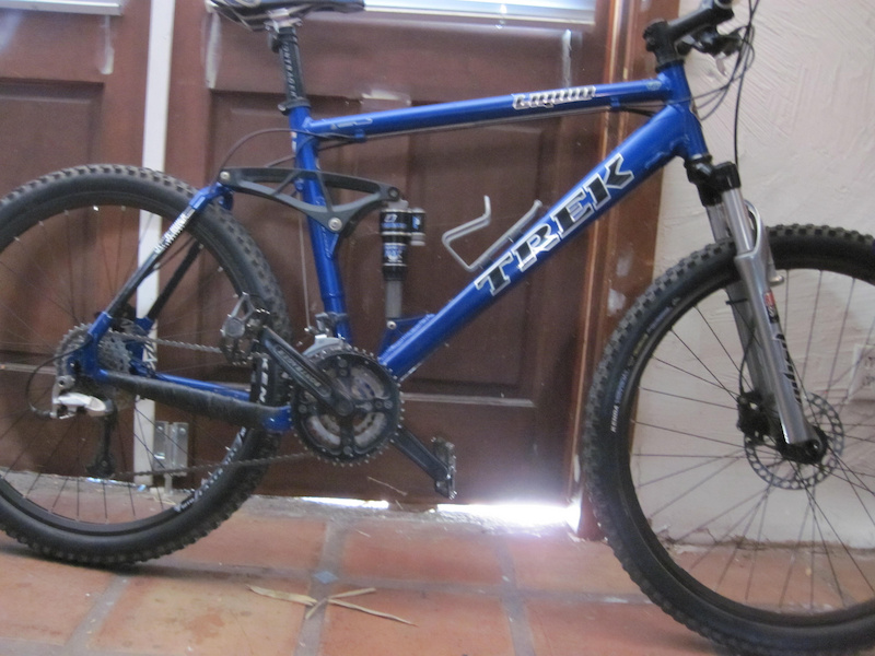 trek fluid 2