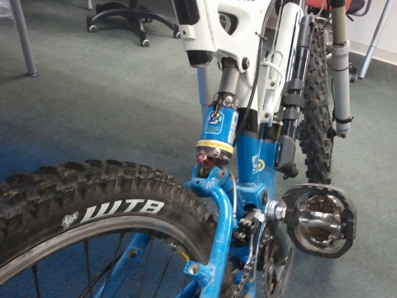 GT XCR 3000 MEDIUM (18