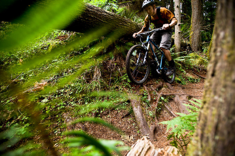 Cruising through the forest aboard the Chromag Aperture