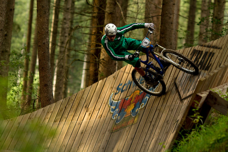 Flo Gottschlich again - wallriding and trying to gain speed for the following berms