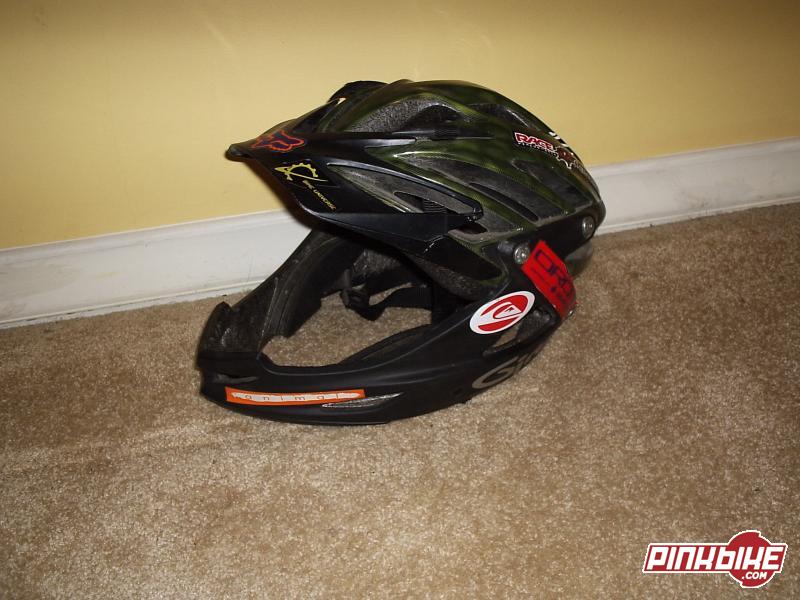 helm giro switchblade