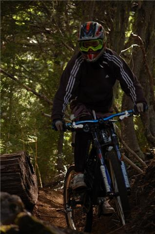 Just Riding in the summercamp here in Chile, great trails and the grip was even better