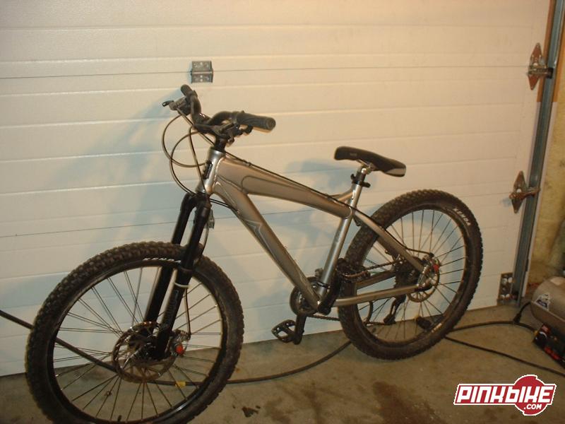 haro 8.2 mountain bike