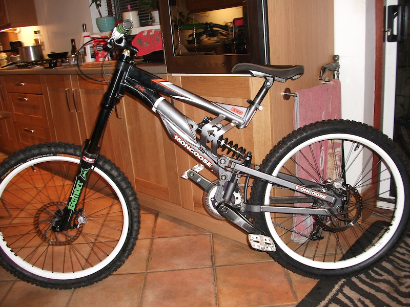 Ecd Frames 08 mongoose ecd frame medium For Sale