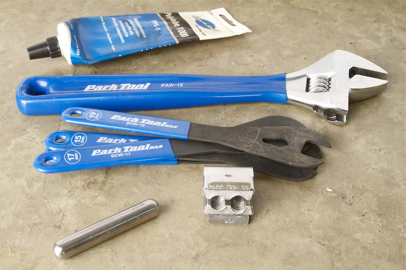 VANKER Steel Wrench Repair Tool for Bike Pedal Open Head End Axle Hub Cone