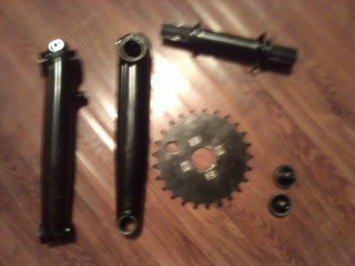 estern shuvle head crank and sproket its in really good condish ill go 40 or best offer just hit me with a txt if ur inter 604-226-4927 dont call