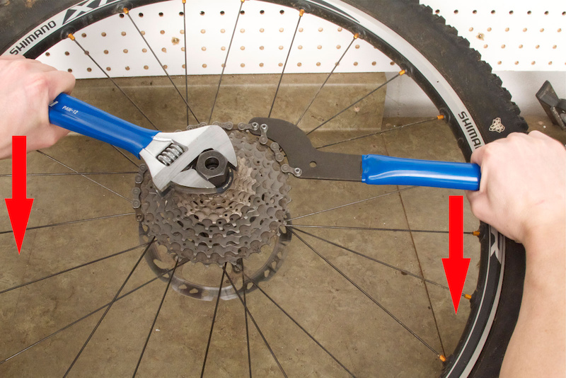 changing shimano cassette