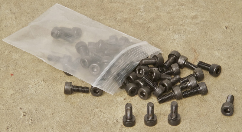 Pack of 33 Replacement Pins for Flat Pedals