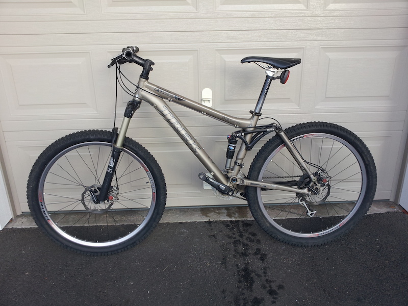 trek fuel ex 7 mountain bike