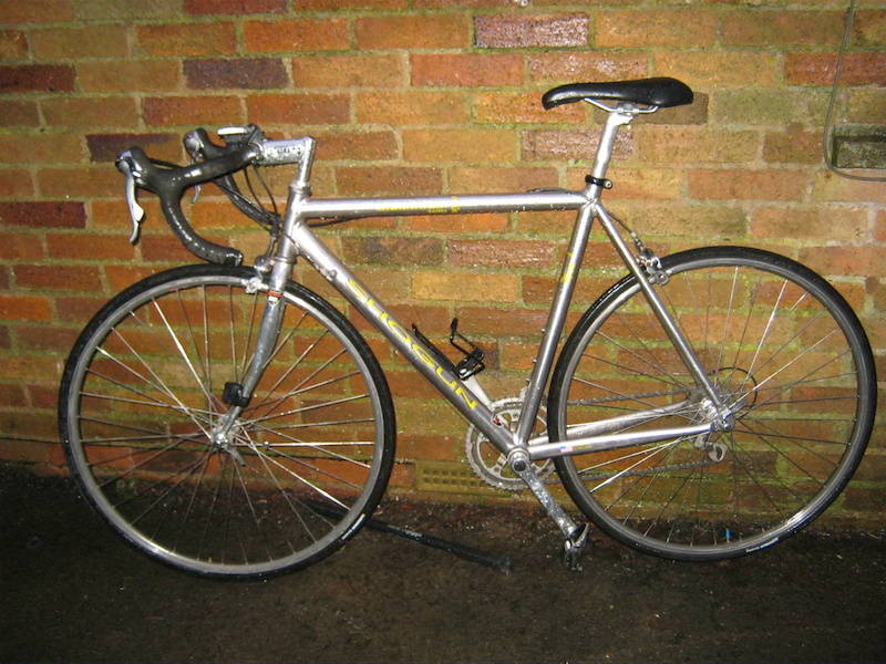 Shogun team issue aluminium cheap road bike