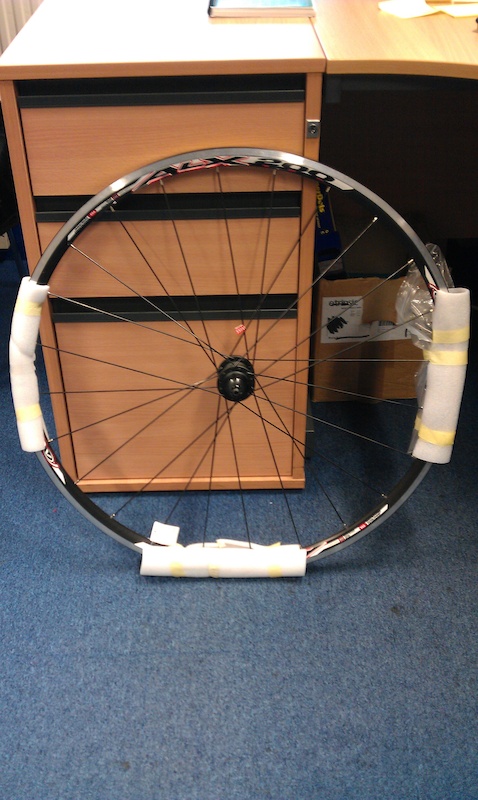 alx 200 wheelset