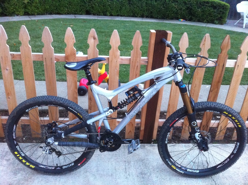 santa cruz nomad large