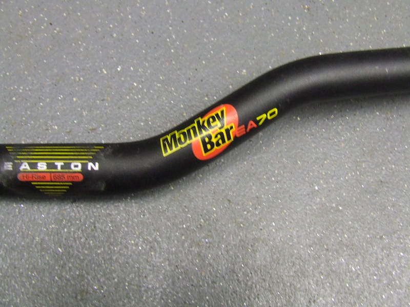 easton monkey bar ea70