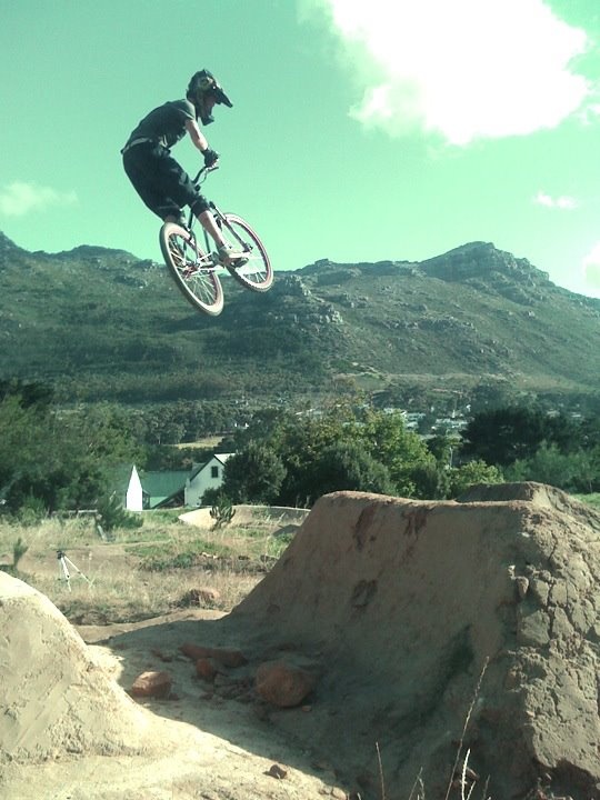 julien whipping it (mobile cam)