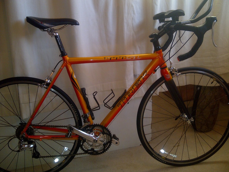 Trek 1000 sl road best sale bike orange