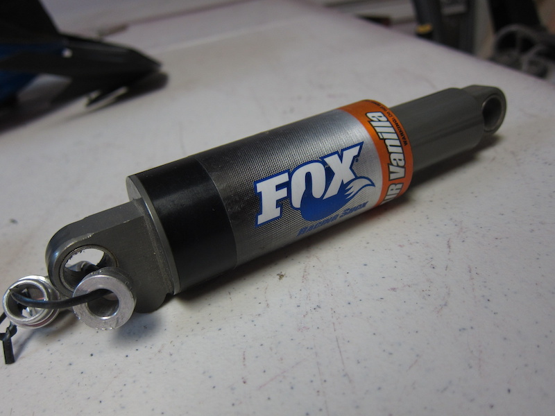 OLD Fox Air Vanilla rear shock For Sale