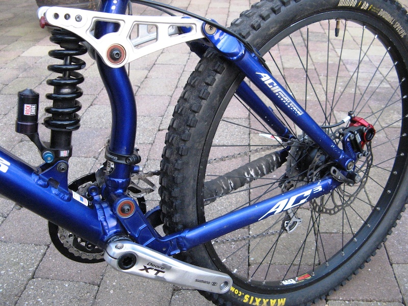 Giant ac3 store mountain bike