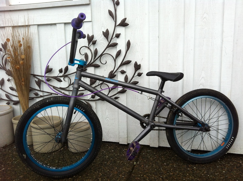 2010 rd PRICE DROP redline barely used VERY FLEXIBLE P For Sale