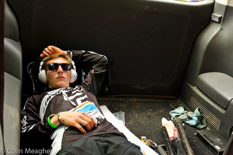 Pre-race chill down takes many forms. Some, like Patick Thome of Lapierre International, find a quiet spot and chill.