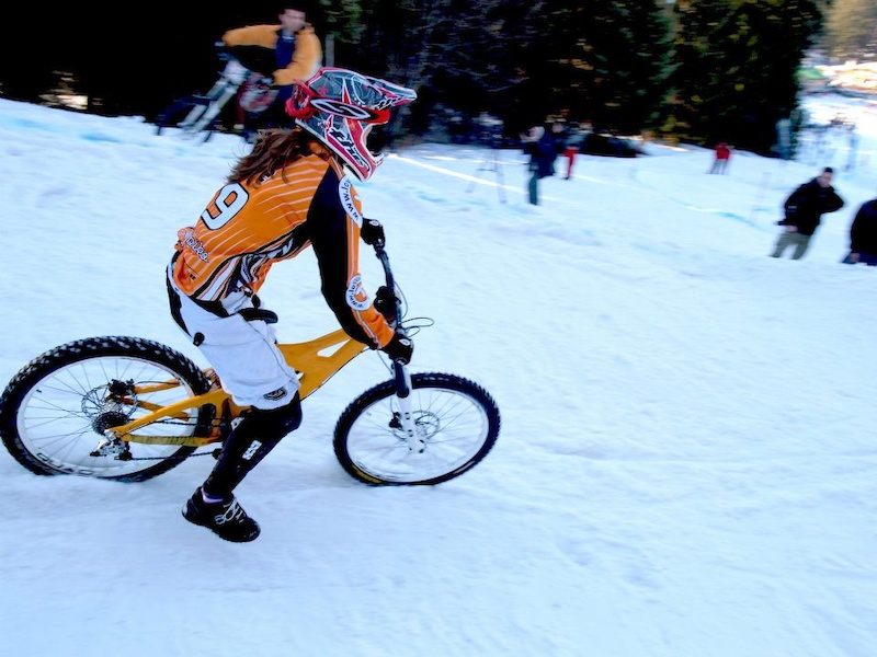 some drifts on the snow; photo by Borovets Bike Park