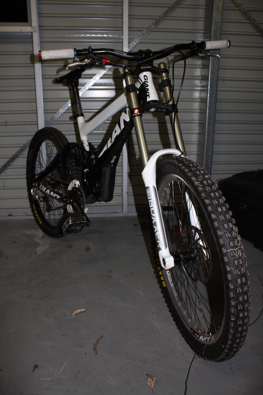 Giant glory dh1 2009 on sale