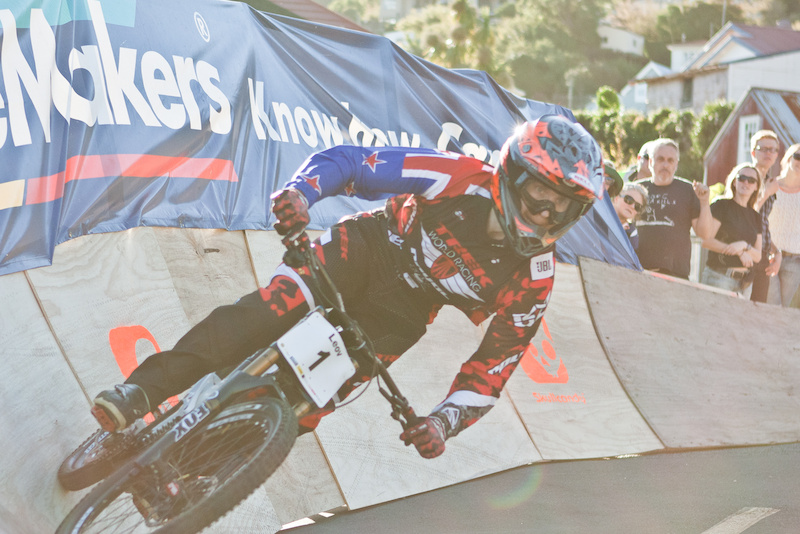 urban downhill race