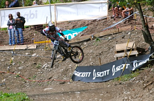 Remi whips it out near the end of the Champery course at the 2011 World Championships.