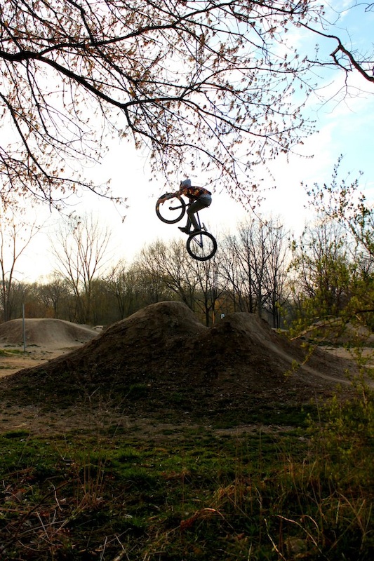 tuck no hander 
photo cred to Kyle Mcdougall