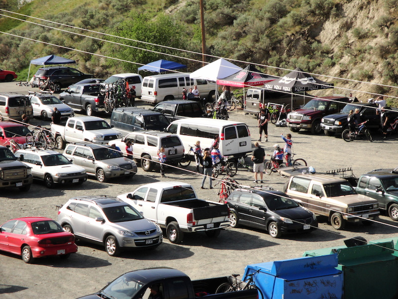 The race pits