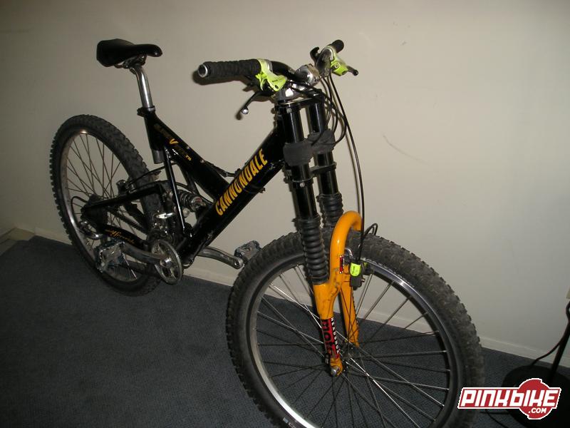 cannondale super v 1000 fr