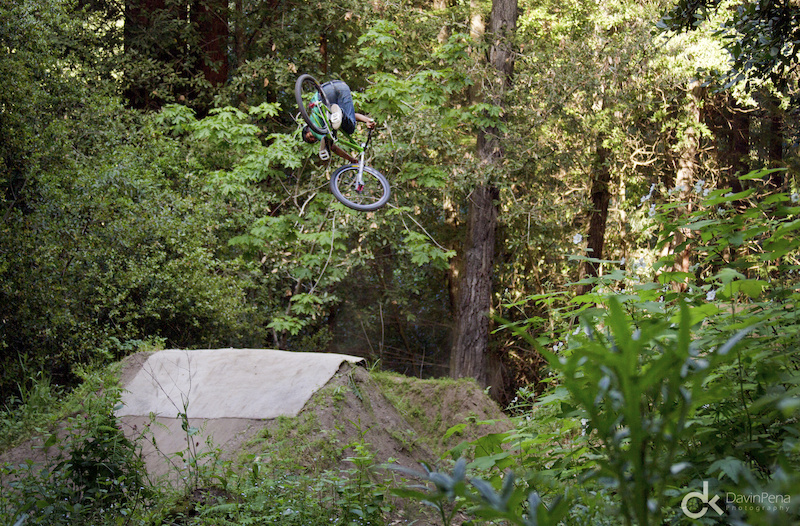 looks way too comfortable on this trail