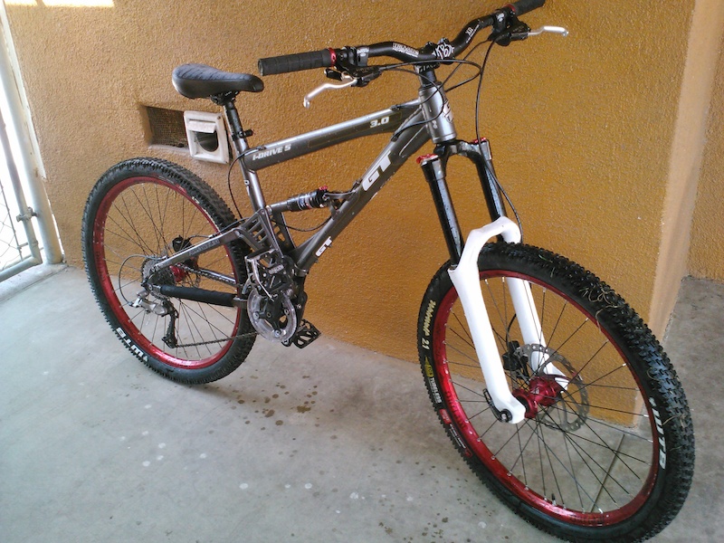 Gt i drive 3.0 best sale mountain bike