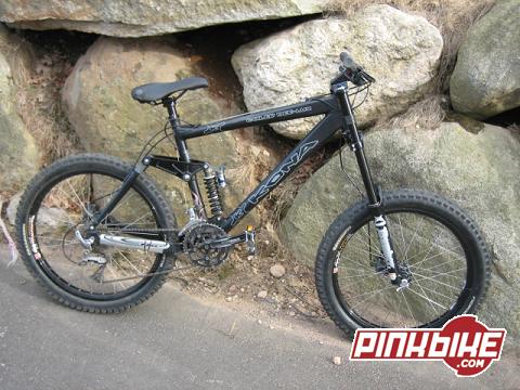 this bike can is built to take a beating, the couble wide rims make it strong enough for any drop and the fork is very smooth, only one ride on entire bike so everyithing is in perfect condition. This bike can be used cross country as well