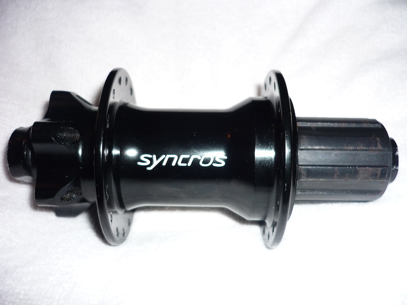 syncros x 30se 32h 30mm tubeless ready